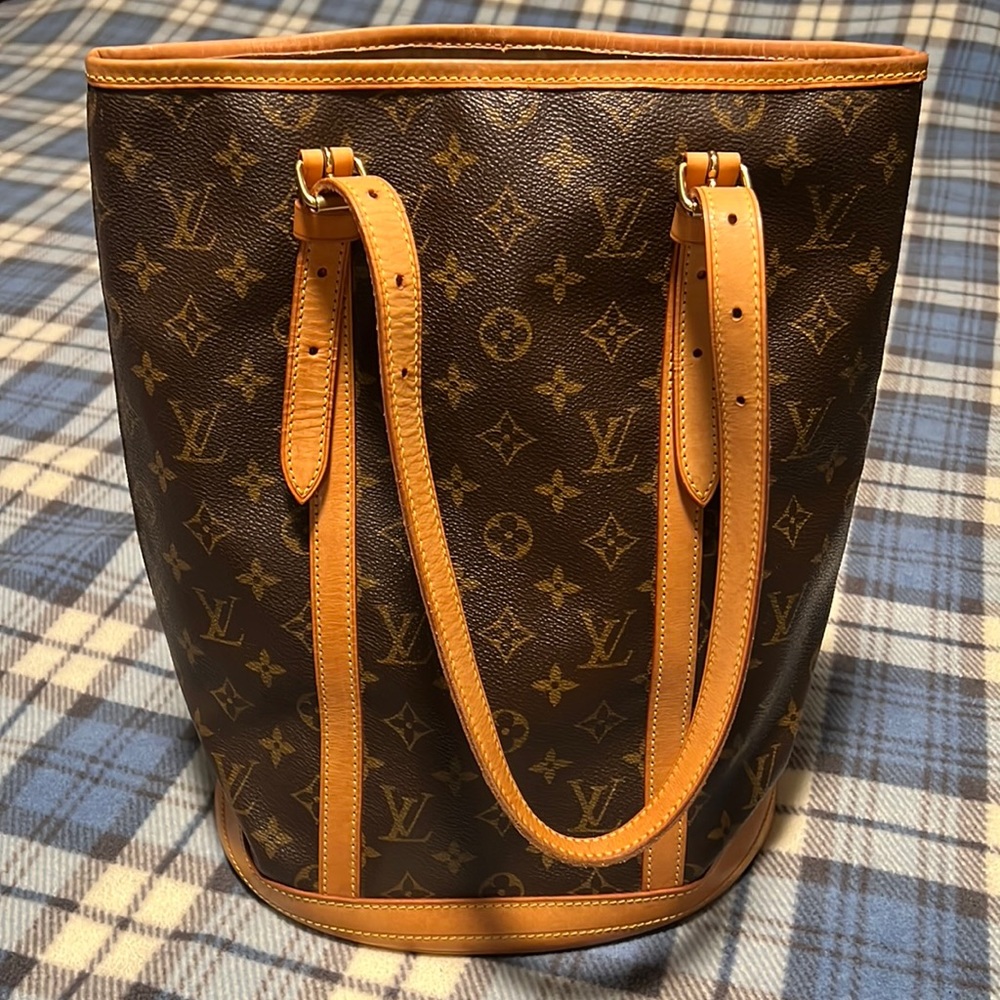 ❤️Auth Louis Vuitton Monogram Bucket GM Shoulder Bag❤️